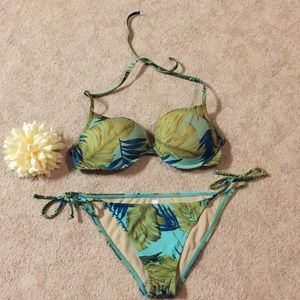 Vintage VS Underwire Cup String Bikini- EUC